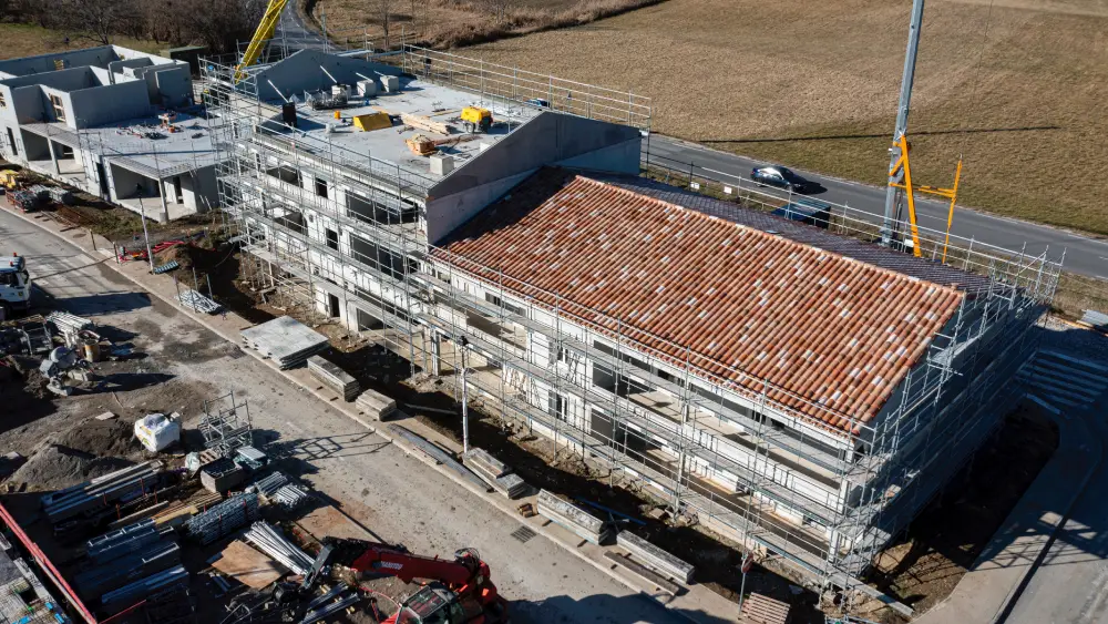 batiment Le Chaffaut en cours de construction thomet.fr