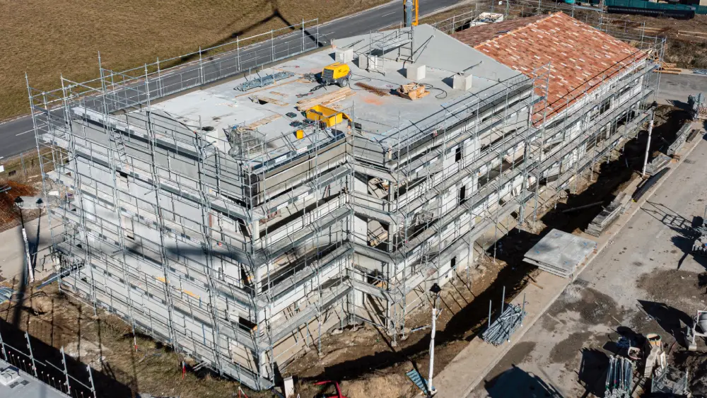 photo batiment Le Chaffaut vue toit plat Thomet.fr